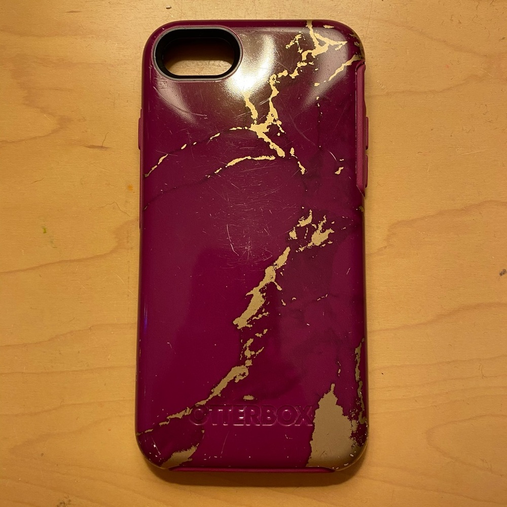 OtterBox Purple and Gold Marble Case for iPhone 7